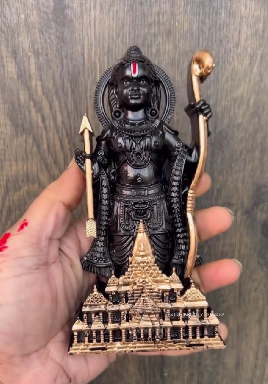 shri ram lala with ayodhya mandir